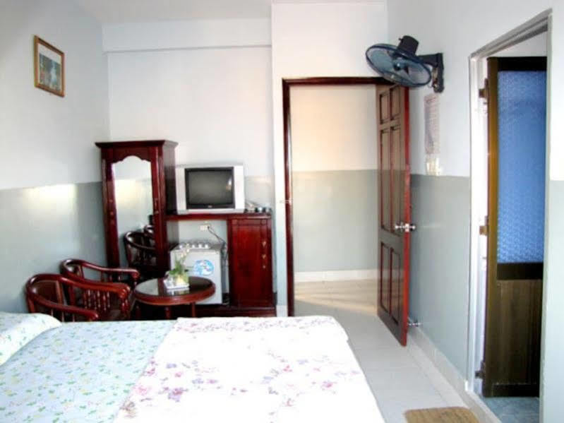 Tuan Vinh Hotel Vung Tau Exterior photo